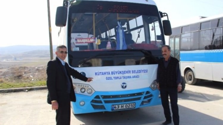 Otobüs yazısındaki hata espri malzemesi oldu!