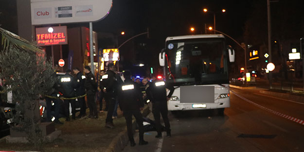 Otobüsle çarpışan motosikletin sürücüsü yaşamını yitirdi
