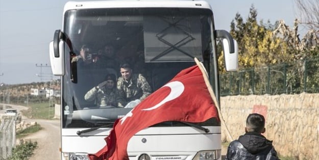 Otobüsler yola çıktı! Komandolar İdlib'e gidiyor
