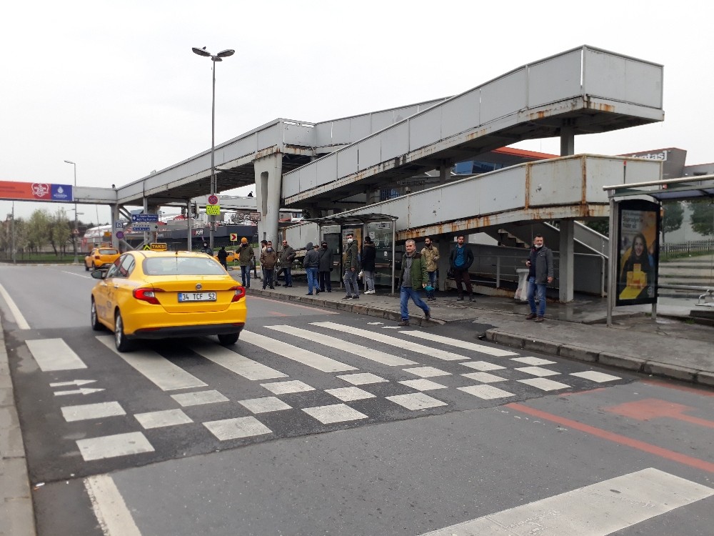 Otobüslerde zorunlu maske uygulaması 