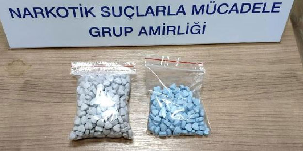 Otobüste 473 uyuşturucu hapla yakalandı
