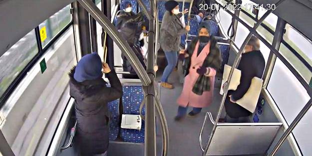 Otobüste panik anları! Kalbi duran yolcuyu hastaneye böyle yetiştirdi