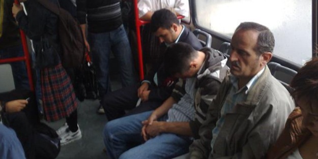 Otobüste sakın uyumayın!