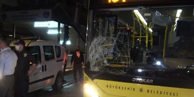 Otobüsün çarptığı yaya ağır yaralandı