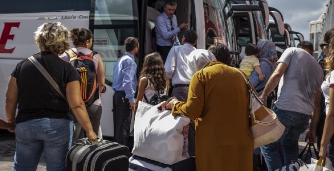 Otogarda bayram hareketliliği başladı!