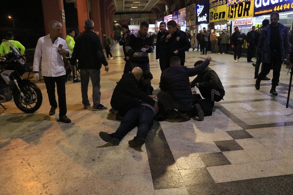 Otogarda silahlı sopalı kavga: 1’i ağır 3 yaralı 