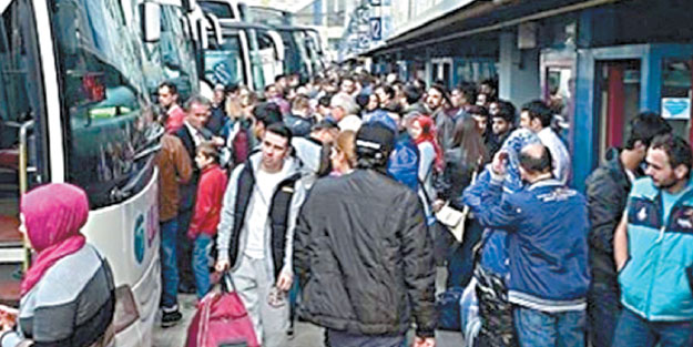 Otogarlarda bilet kalmadı