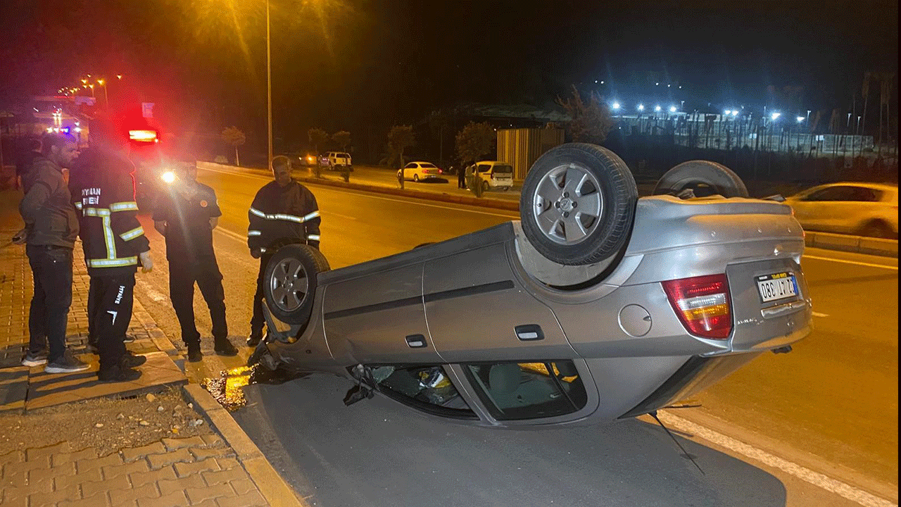 Otomobil 50 metre boyunca takla attı sürücü sağ olarak araçtan çıktı