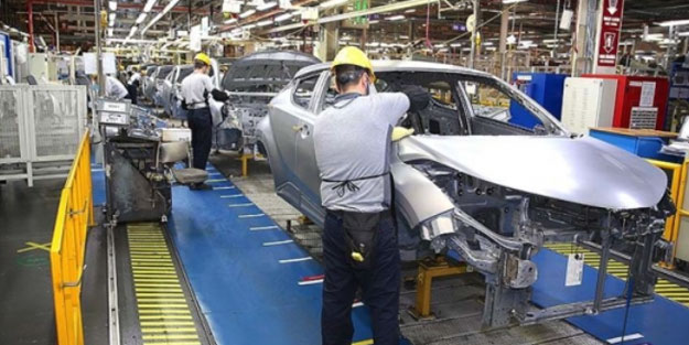 Otomobil dünyasının devi açıklandı! Kendi rekorunu kırdı