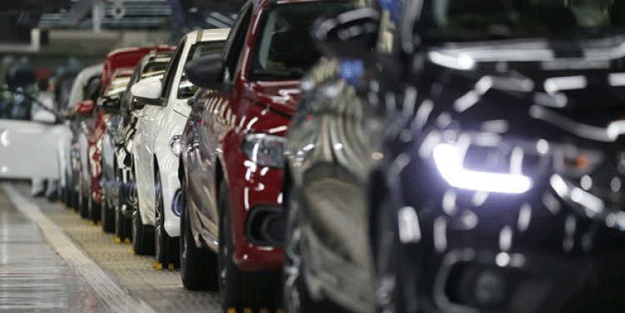 Otomobil fiyatları en az 3 bin lira düştü!
