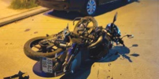 Otomobil ile motosiklet çarpıştı