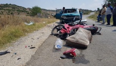 Otomobil ile motosiklet kafa kafaya çarpıştı: 1 kişi yaralandı