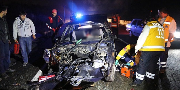 Otomobil kamyona çarptı: 1 ölü