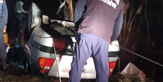 Otomobil kanala düştü, sürücü hayatını kaybetti