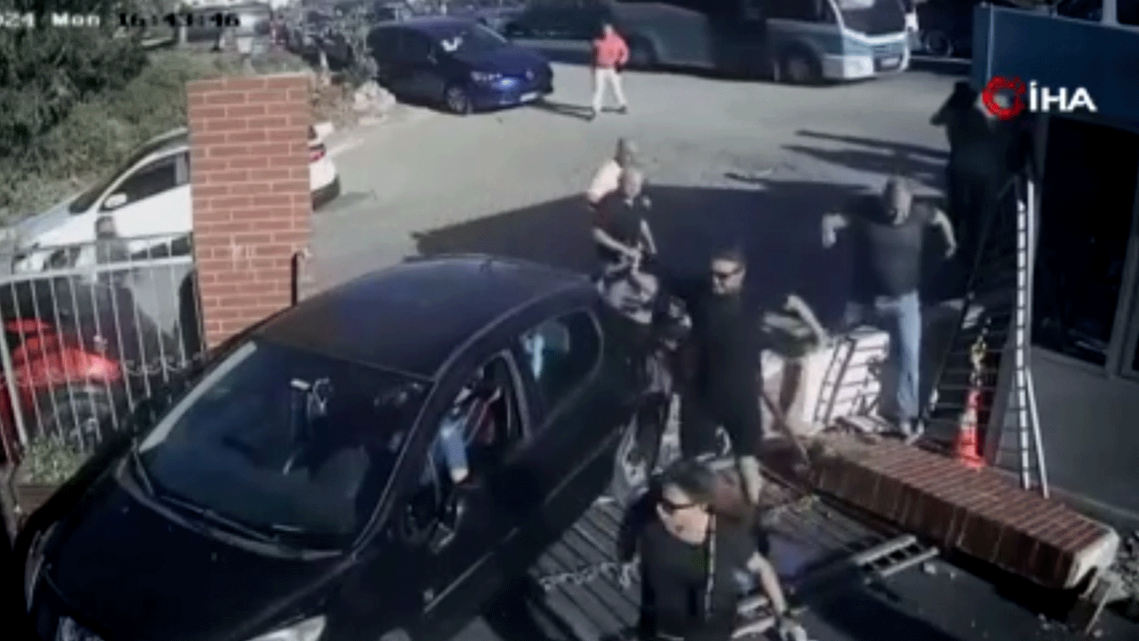 Otomobil okul bahçesine girdi! Çocuklar son anda kurtuldu… Aynı okulda ikinci kaza