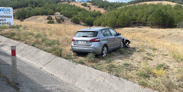 Otomobil şarampole devrildi! 1 bebek öldü