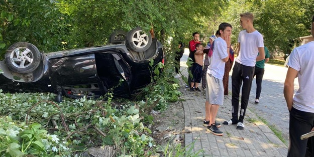 Otomobil şarampole devrildi: 6 yaralı