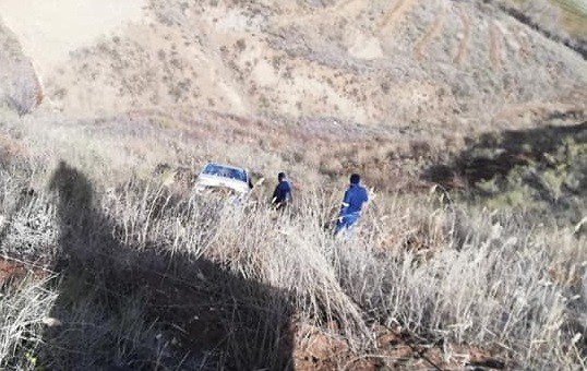 Otomobil şarampole uçtu: 1 yaralı 