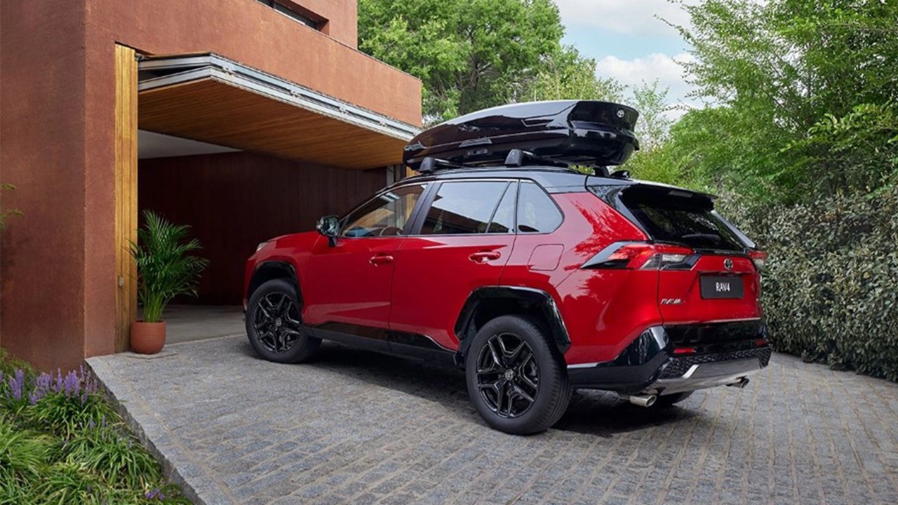 Otomobil severler buraya! Toyota RAV4 GR SPORT Türkiye'de! İşte fiyatı ve özellikleri