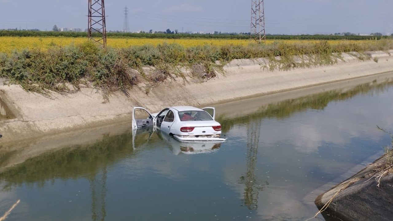 Otomobil sulama kanalına devrildi: 1 ölü, 2 yaralı