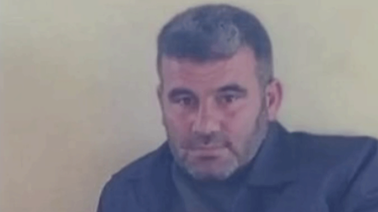 Otomobilde başından vurulmuş halde bulundu!