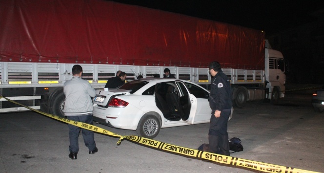 Otomobilde patlama: 2 yaralı