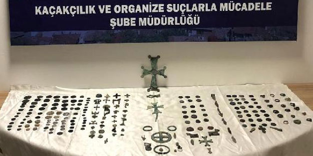 Otomobilden 227 parça tarihi eser çıktı