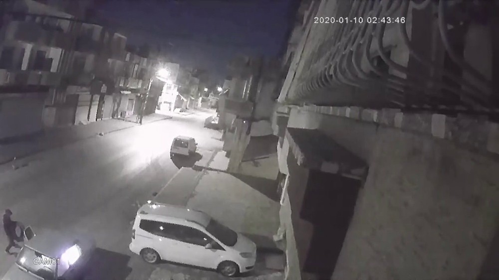 Otomobili böyle kundakladı ama polisten kaçamadı 