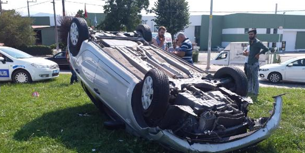 Otomobili takla attı, burnu bile kanamadı