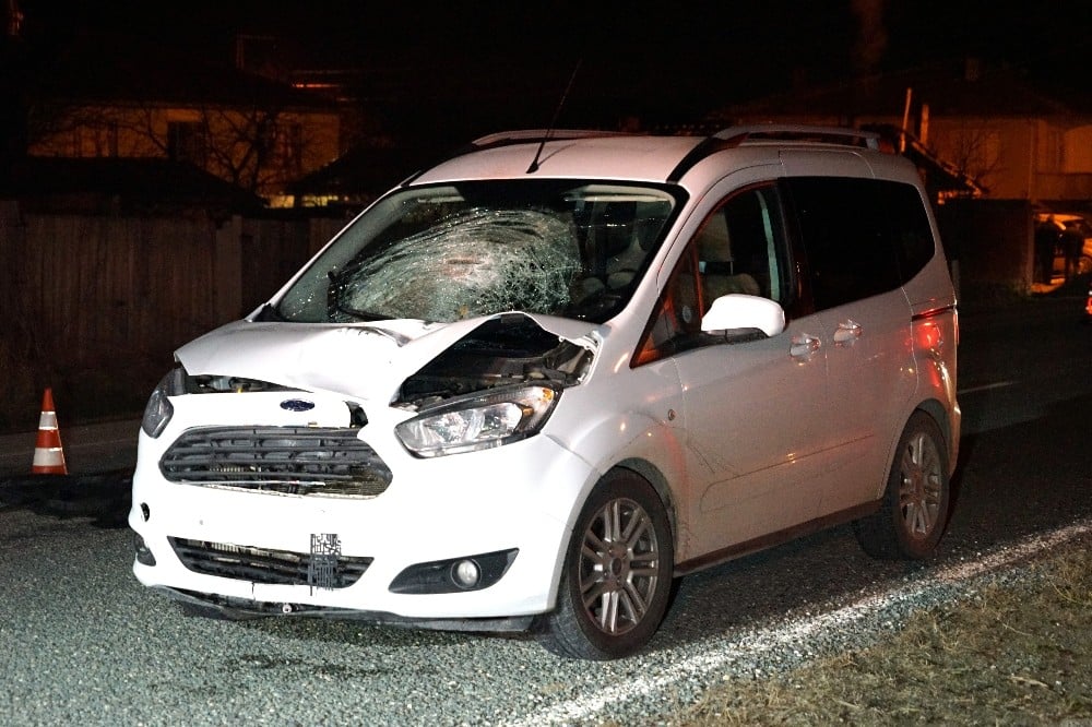 Otomobilin çarptığı yaya hayatını kaybetti 