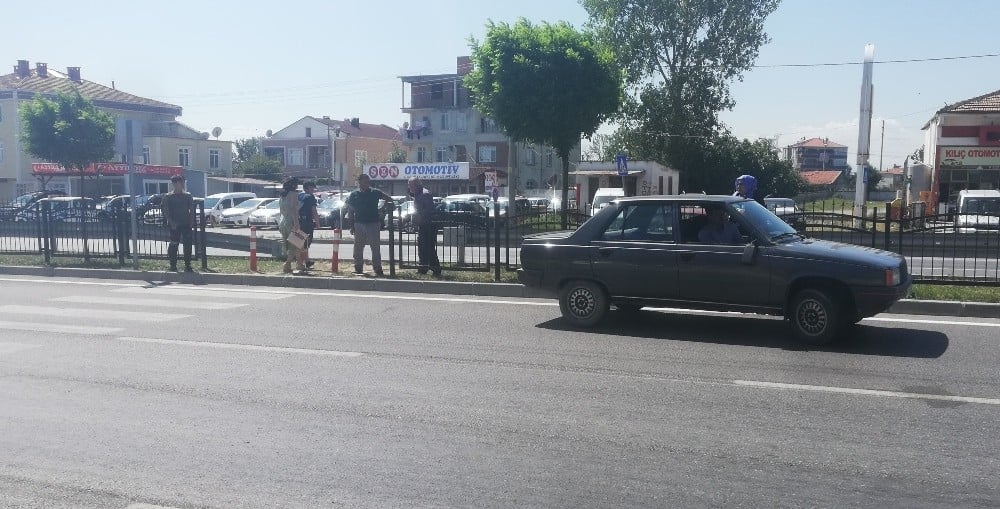 Otomobilin çarptığı yaya yaralandı 