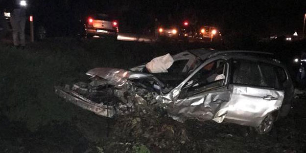 Otomobilin motorunun yerinden çıktığı kazada ölü sayısı 2'ye yükseldi