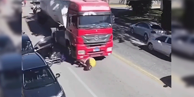 Otomobilinizin kapısını açarken dikkat edin yoksa… İzleyin kararı kendiniz verin