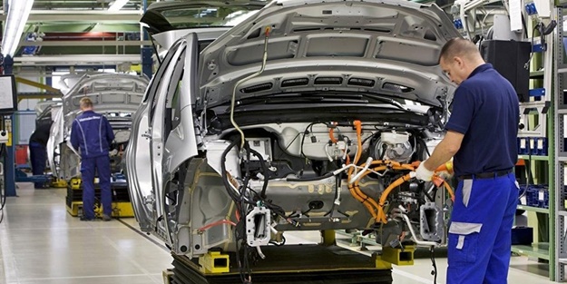 Otomotiv şehrinden 131 bin 257 araç gönderildi