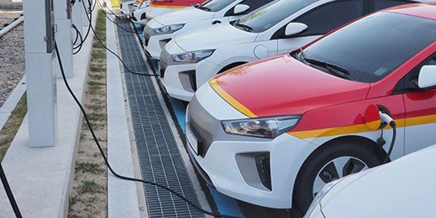 Otomotiv sektörüne batarya darbesi