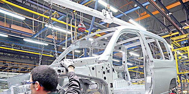 Otomotiv üretimi frene bastı