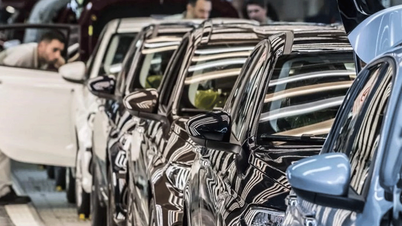 Otomotivde indirim dönemi başlıyor! Uzmanlar tarih verdi!