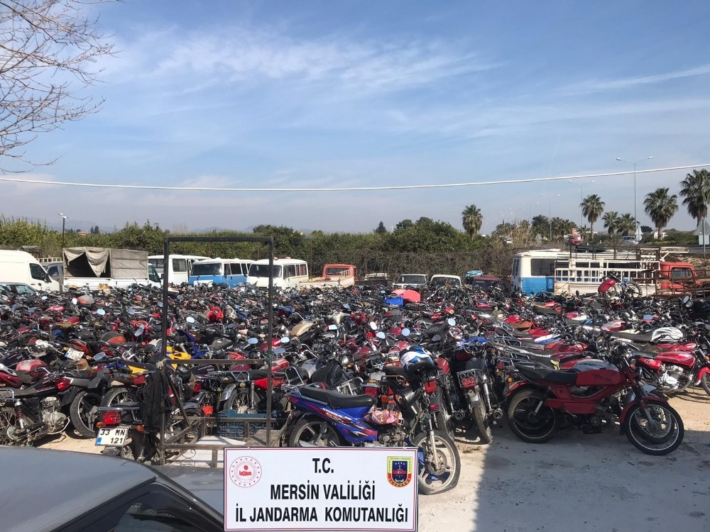 Otoparka bırakılan motosikletleri hurda diye satmışlar 