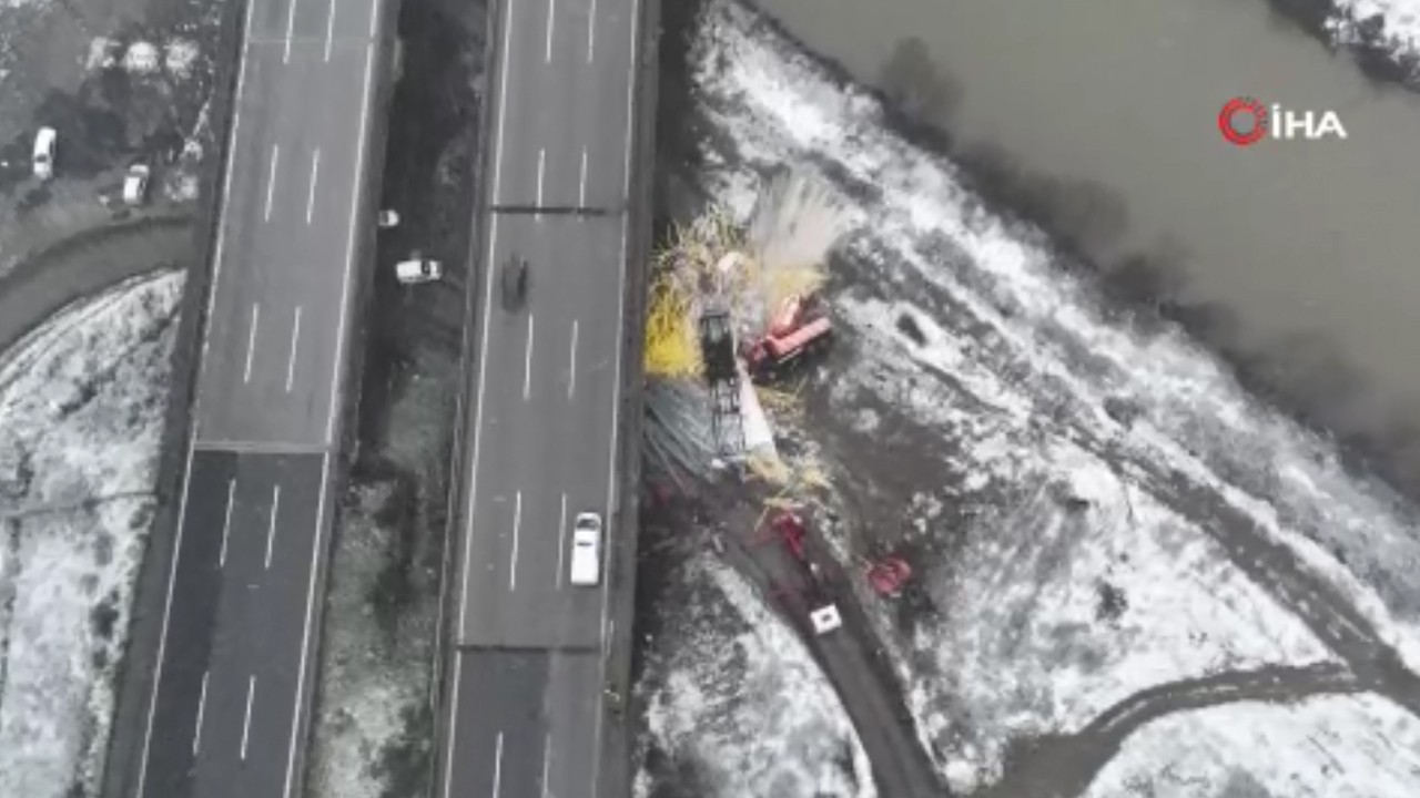 Otoyolda köprüden uçtular! 2 kişi hayatını kaybetti