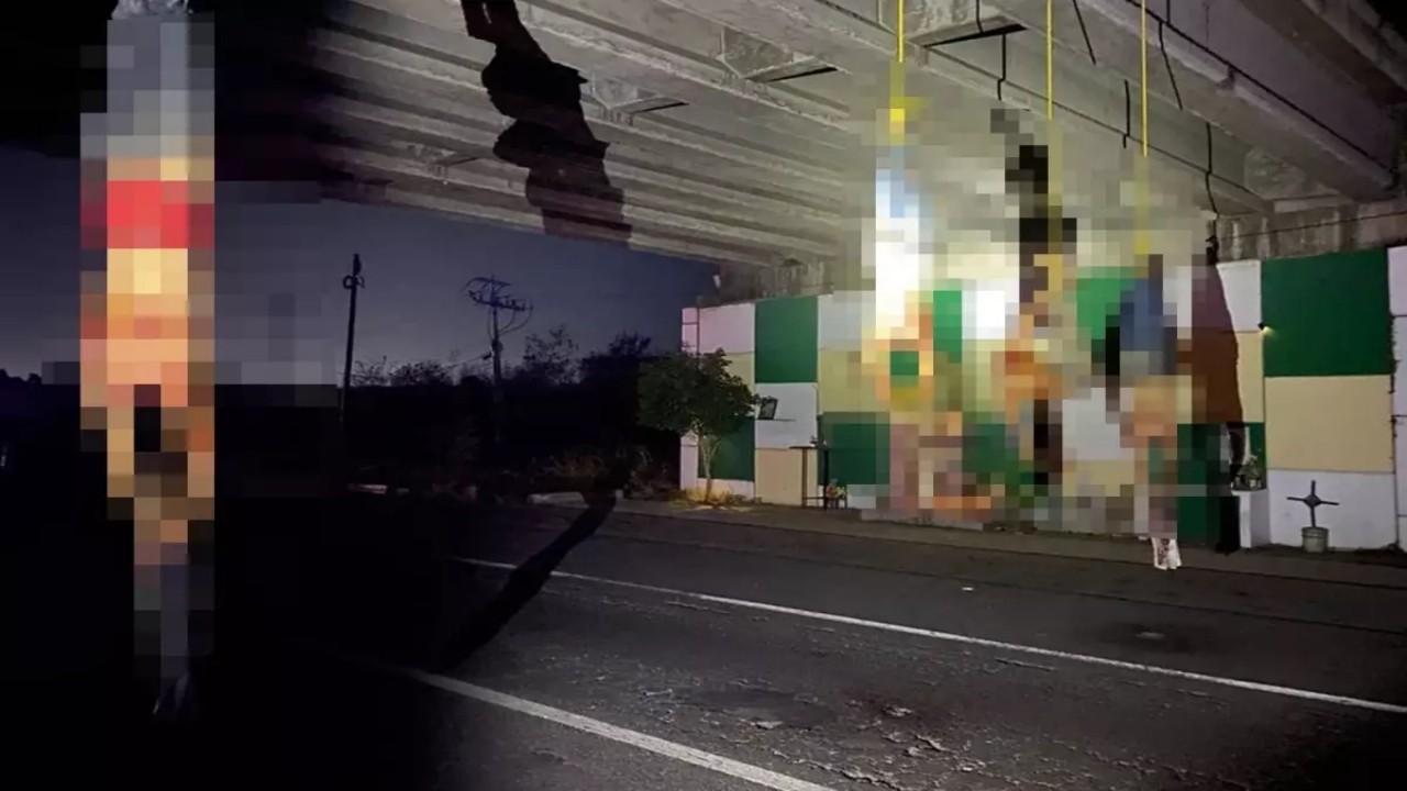 Otoyolda korkunç manzara! Kafalarını kesip böyle köprüye astılar