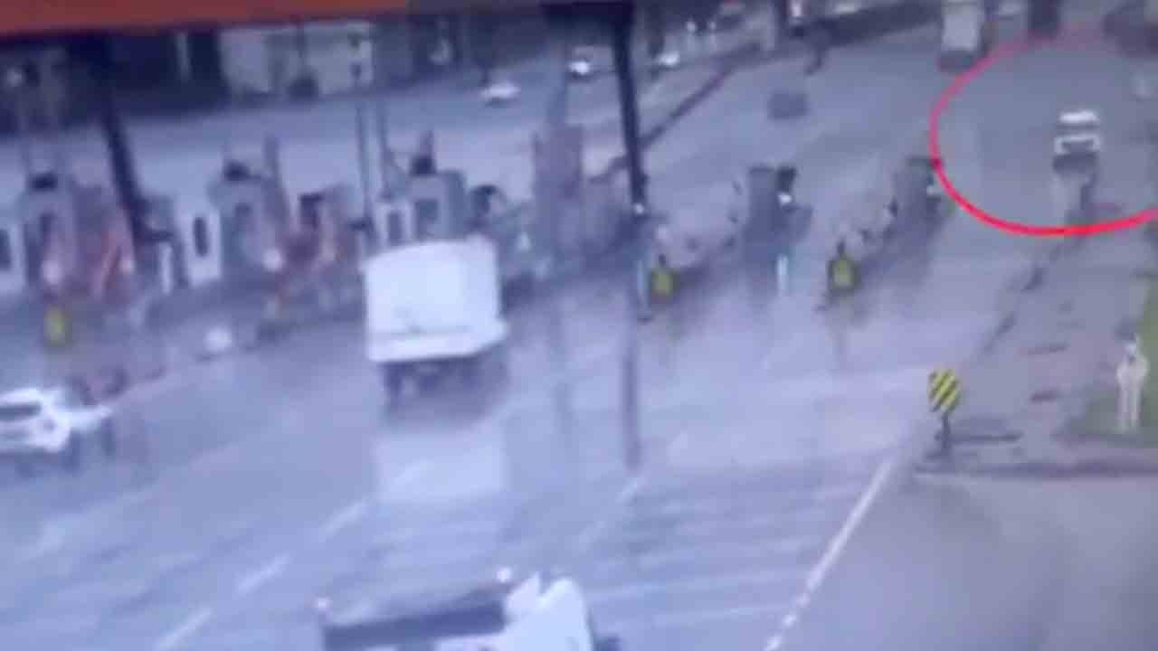 Otoyolda tehlikeli inat: Ters şeritte ilerledi, ceza yedi