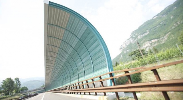 Otoyollara gürültü perdesi geliyor