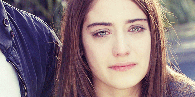 ‘Oturun oturduğunuz yerde’ Hazal Kaya’nın ‘küf’ davasında karar çıktı