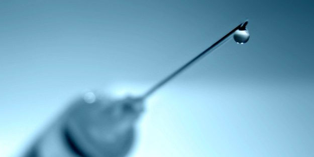 Oxford'un koronavirüs aşısı için fiyatı açıkladılar