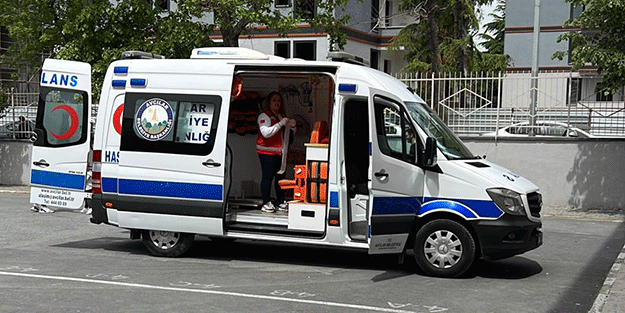 Oy kullanırken kalp krizi geçirerek hayatını kaybetti