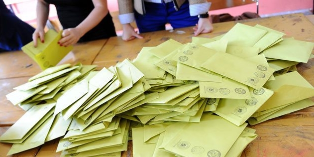 Oy sayımları başladı