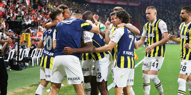 Öyle bir file bekçisi alıyor ki... Beklenmedik kaleci!