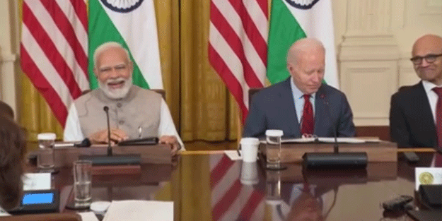 Öyle bir şey söyledi ki… Biden’dan herkesi güldüren şaka