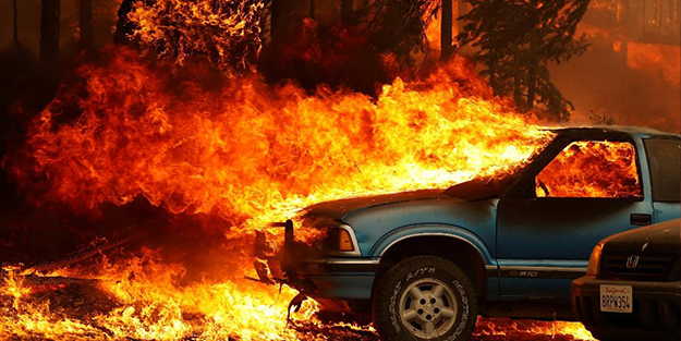 Öyle bir yangın çıktı ki, resmen şehir tahliye ediliyor!