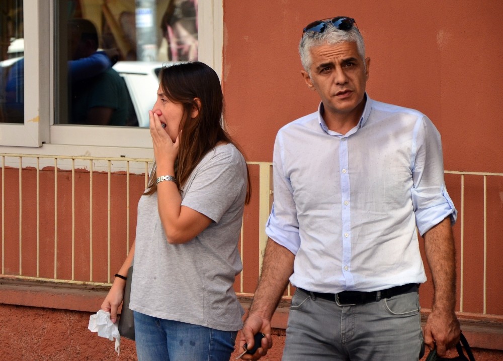 Oynarken pencereden düşen Başak Cemre’nin cenazesi gözyaşlarıyla alındı 